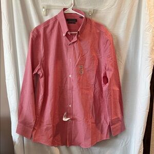 NWT men’s large 16 32/33 Tommy Hilfiger red gingham dress shirt. Button down